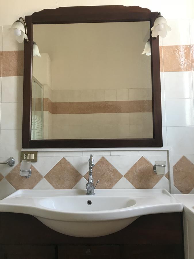 Aragona Rooms Палермо Екстериор снимка